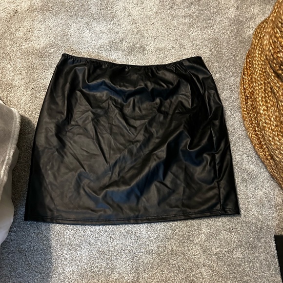 Target faux leather skirt - Picture 1 of 2